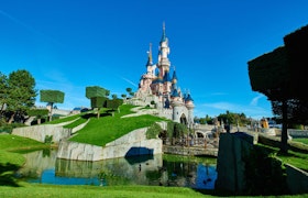 Disneyland® Paris 2 Parks | Groups Min. Particip : 20  |  book 20 days early